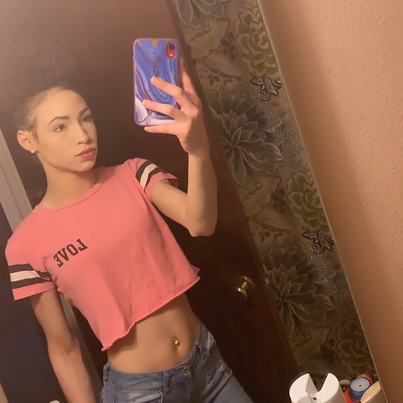 Meet your Posher Kianna - Picture 7 of 8